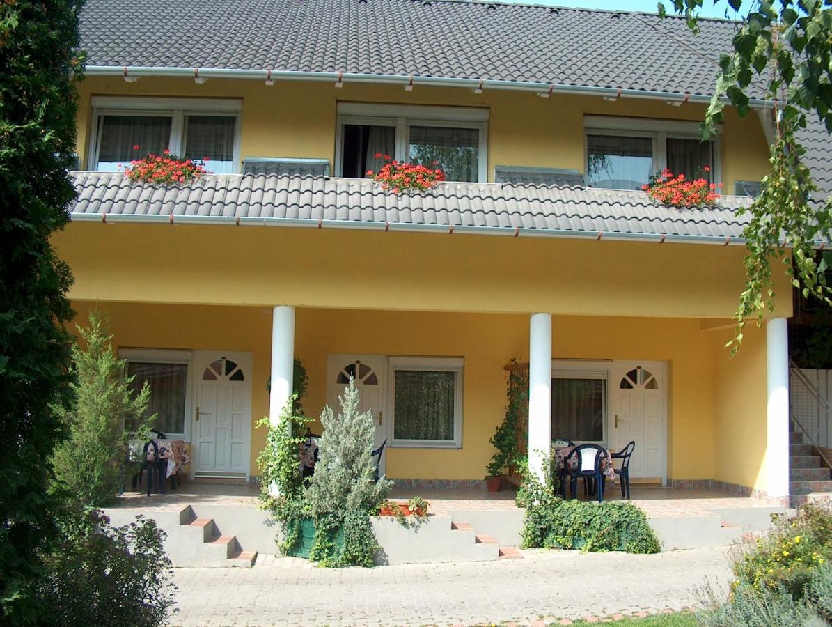 Piknik Wellness Hotel Siófok Eksteriør billede